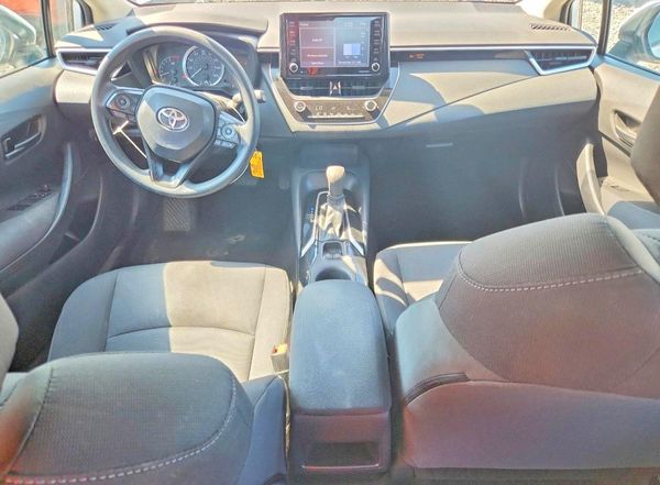 2022 TOYOTA COROLLA