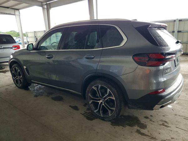 2026 BMW X5 sDrive40i