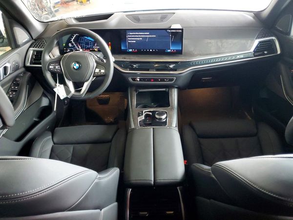 2026 BMW X5 sDrive40i