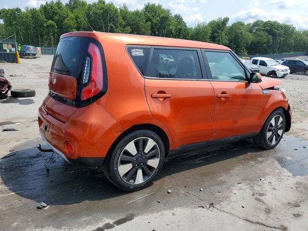 2019 KIA SOUL
