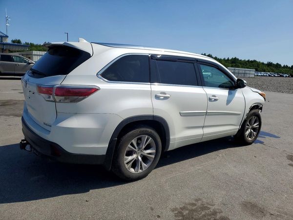 2015 TOYOTA HIGHLANDER