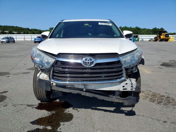 2015 TOYOTA HIGHLANDER