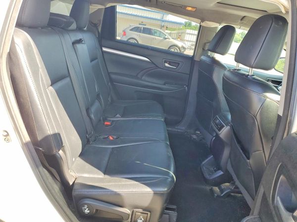2015 TOYOTA HIGHLANDER