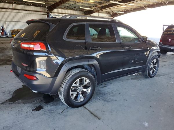 2015 JEEP CHEROKEE TRAILHAWK 4X4