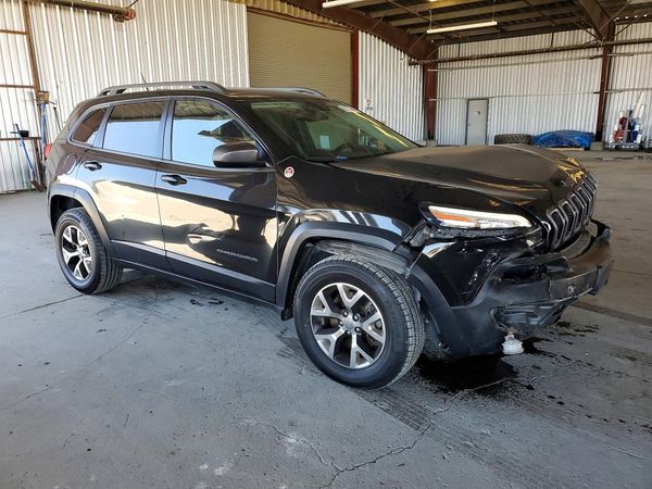 2015 JEEP CHEROKEE TRAILHAWK 4X4