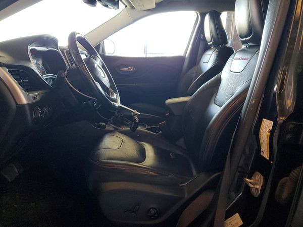 2015 JEEP CHEROKEE TRAILHAWK 4X4