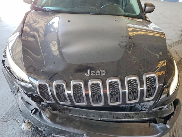 2015 JEEP CHEROKEE TRAILHAWK 4X4