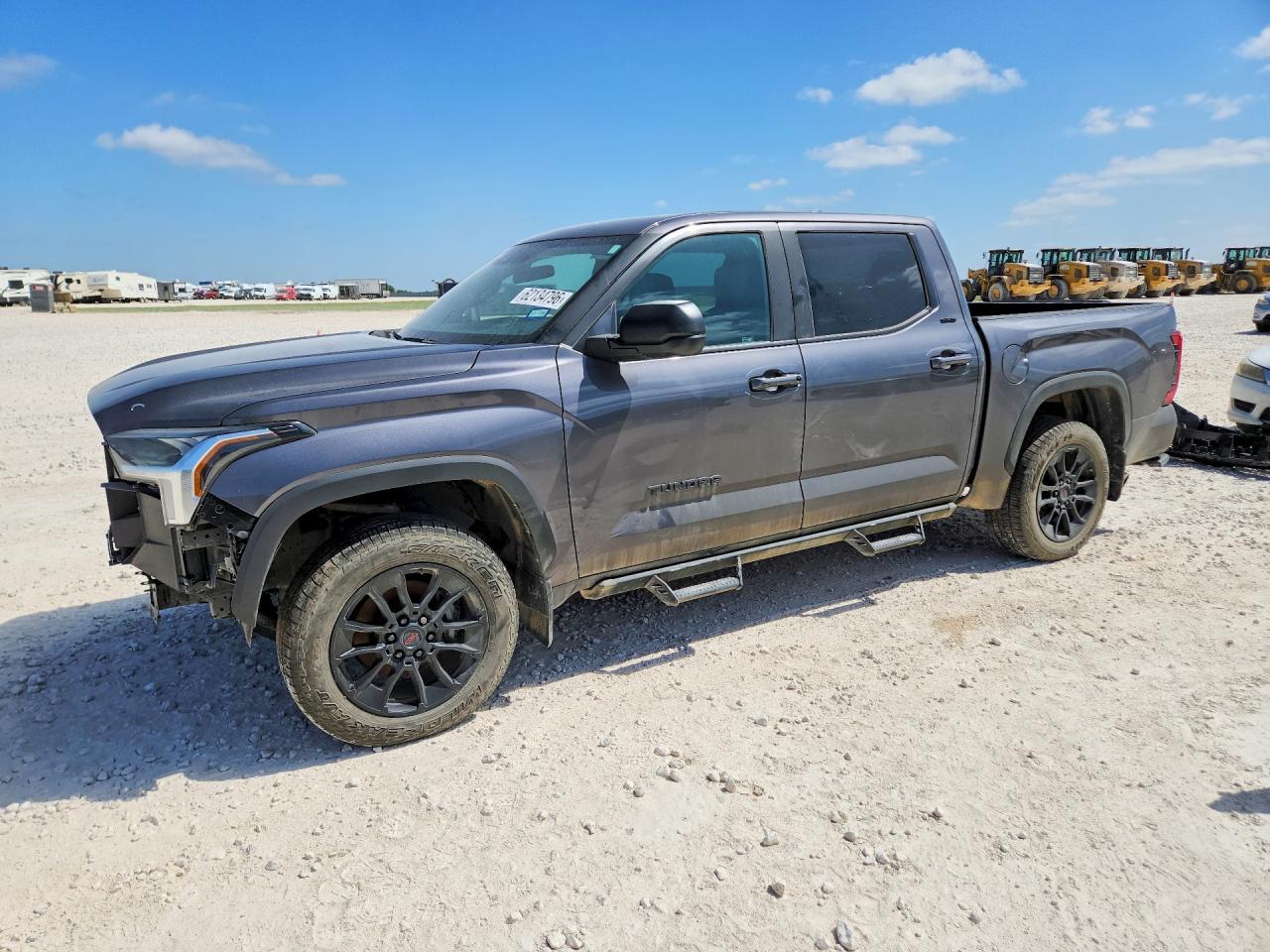 2025 TOYOTA TUNDRA SR5