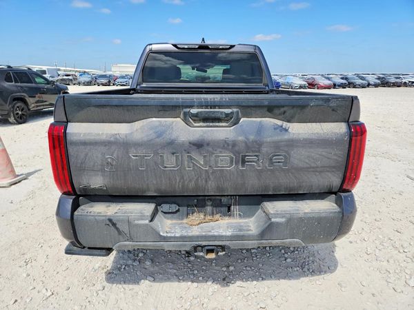 2025 TOYOTA TUNDRA SR5