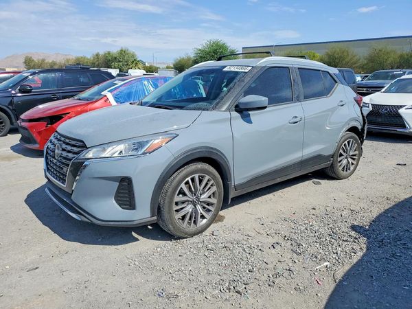 2024 NISSAN KICKS