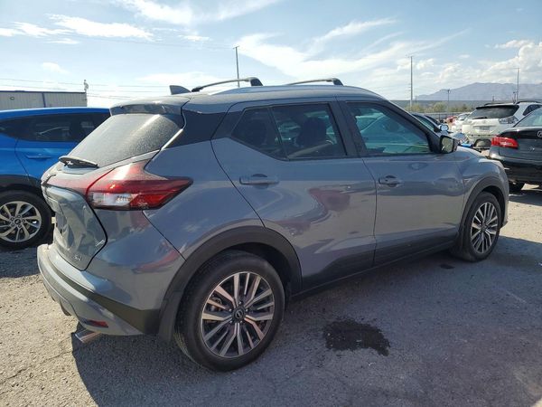 2024 NISSAN KICKS