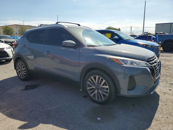 2024 NISSAN KICKS