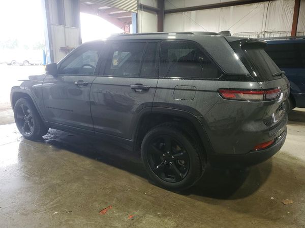 2025 JEEP GRAND CHEROKEE Laredo, Altitude