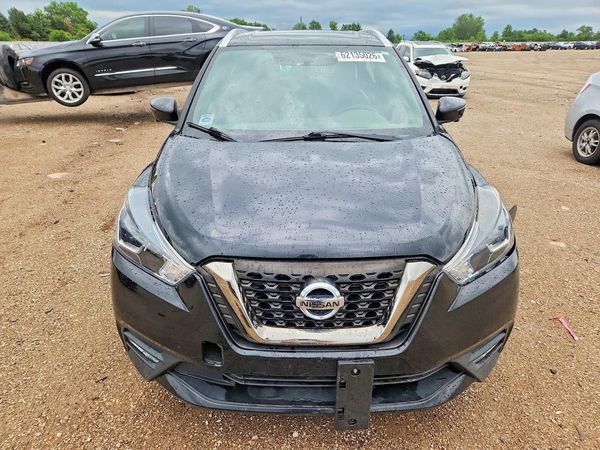 2019 NISSAN KICKS