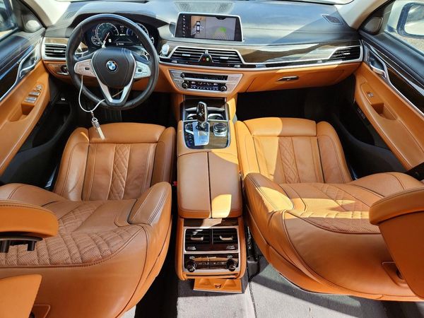 2018 BMW 740 xDrive