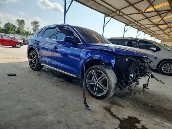 2022 AUDI Q5 E