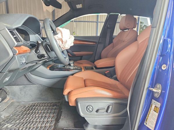 2022 AUDI Q5 E