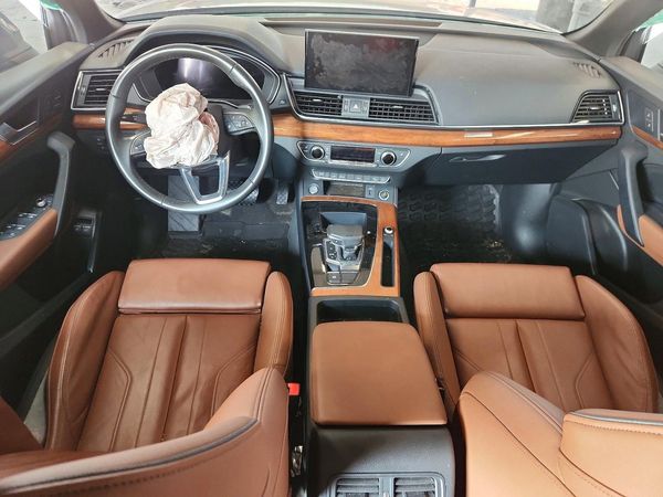 2022 AUDI Q5 E