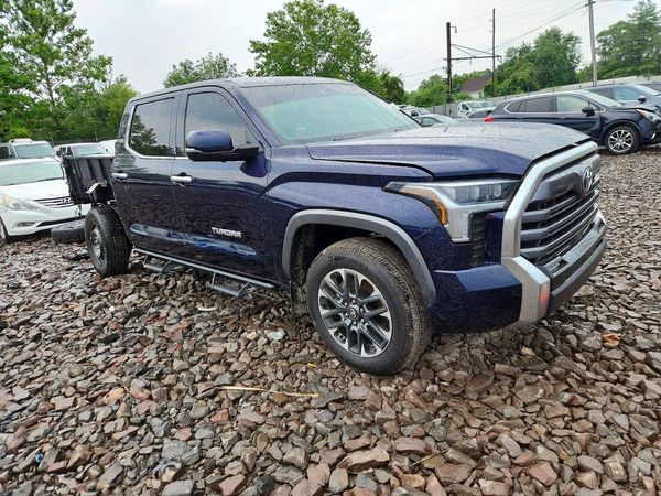 2026 TOYOTA TUNDRA