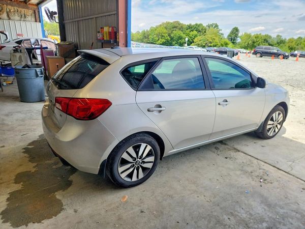 2013 KIA FORTE5 EX