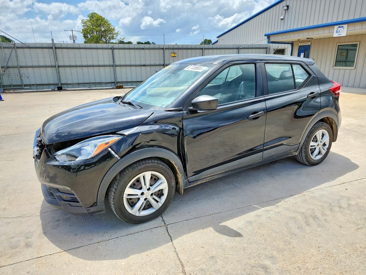 2020 NISSAN KICKS