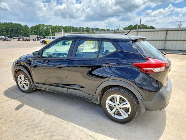 2020 NISSAN KICKS