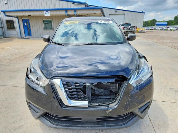 2020 NISSAN KICKS