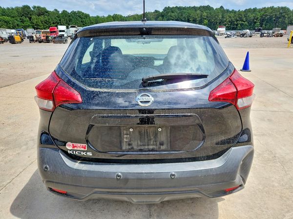 2020 NISSAN KICKS