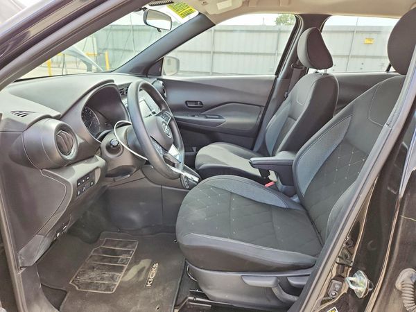 2020 NISSAN KICKS