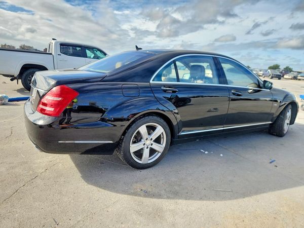 2012 MERCEDES-BENZ S S550