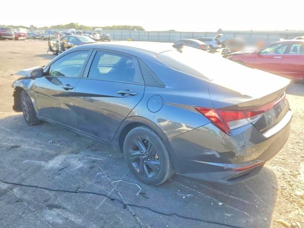2022 HYUNDAI ELANTRA SEL w/Convenience Pkg