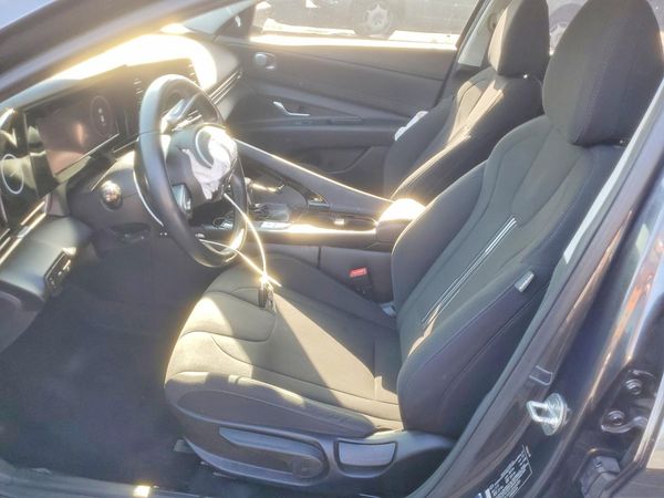 2022 HYUNDAI ELANTRA SEL w/Convenience Pkg