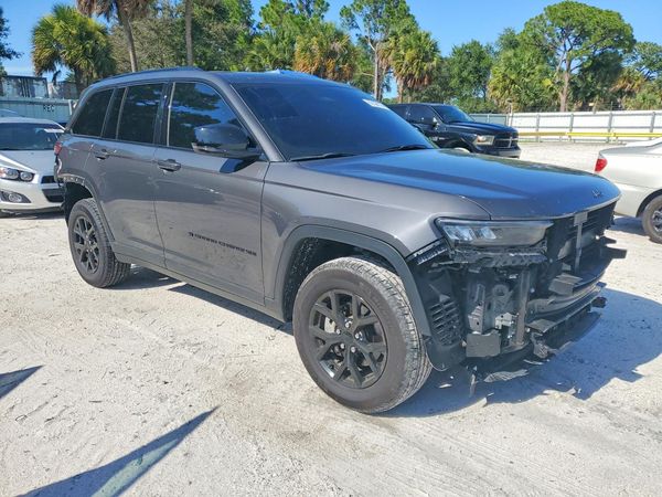 2025 JEEP GRAND CHEROKEE Laredo, Altitude
