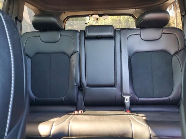 2025 JEEP GRAND CHEROKEE Laredo, Altitude
