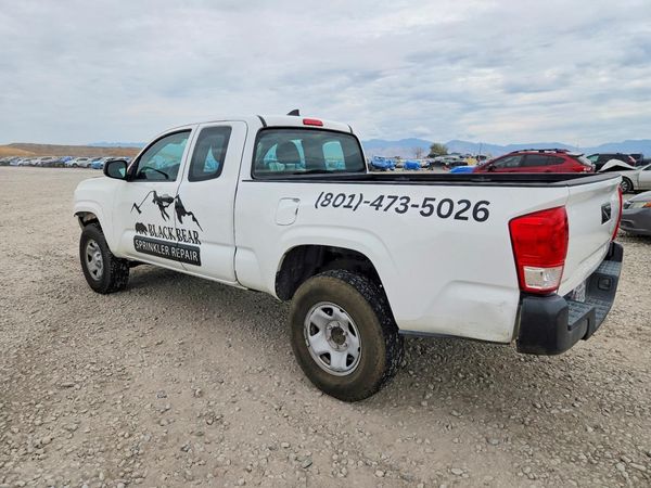 2017 TOYOTA TACOMA SR/SR5