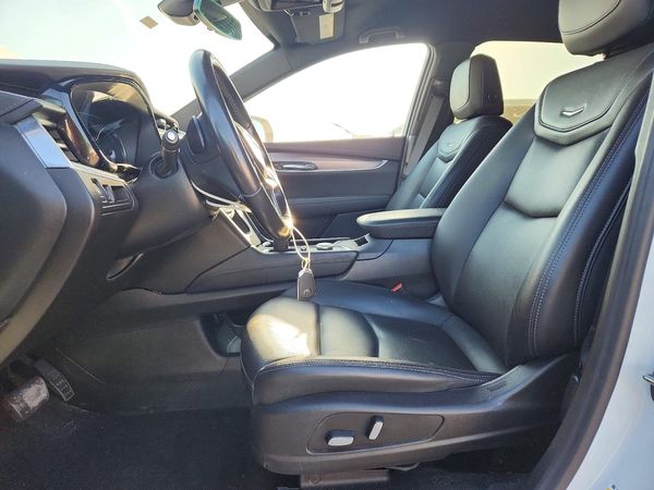 2021 CADILLAC XT5 Luxury