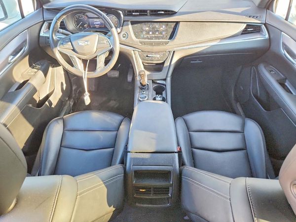 2021 CADILLAC XT5 Luxury