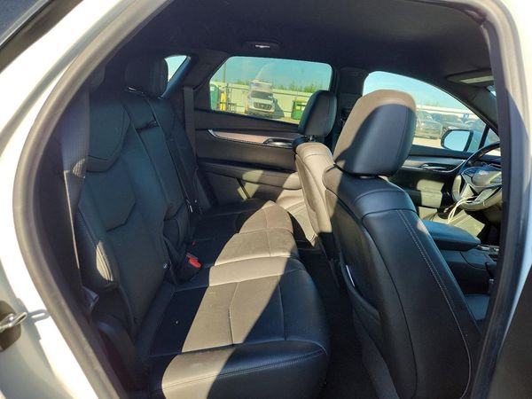 2021 CADILLAC XT5 Luxury