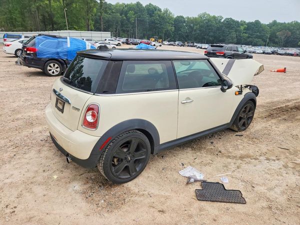 2013 MINI COOPER