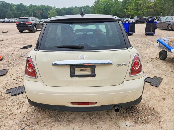 2013 MINI COOPER