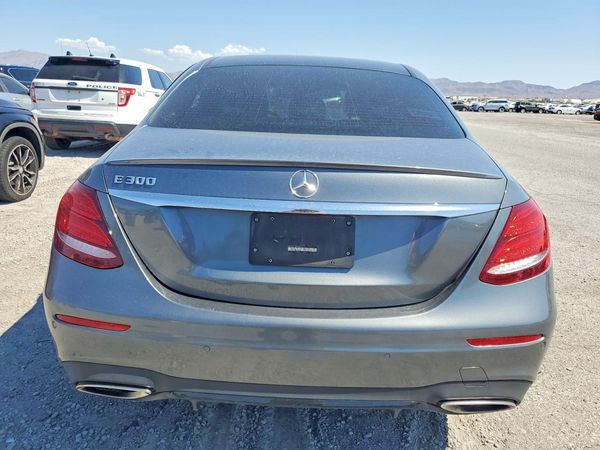 2019 MERCEDES-BENZ E E300