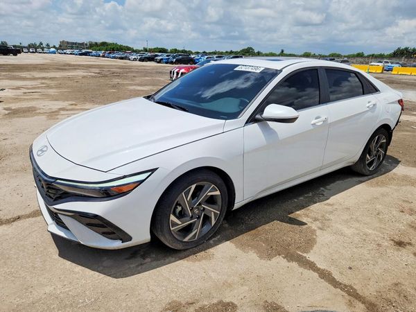 2025 HYUNDAI ELANTRA