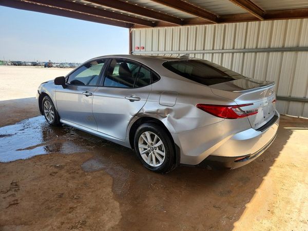 2025 TOYOTA CAMRY