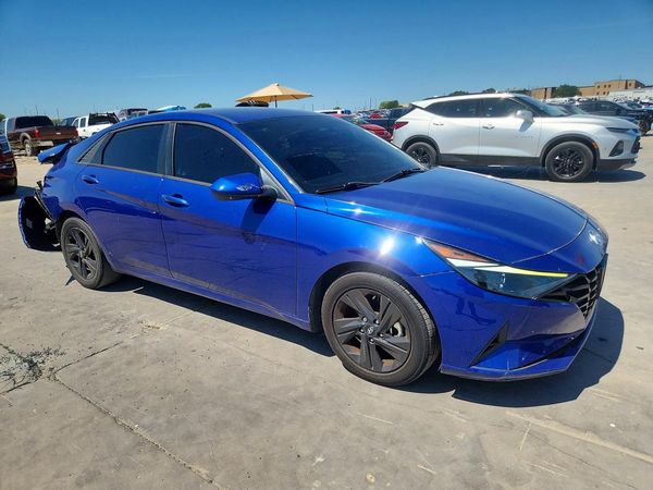 2021 HYUNDAI ELANTRA SEL w/ Convenience Pkg