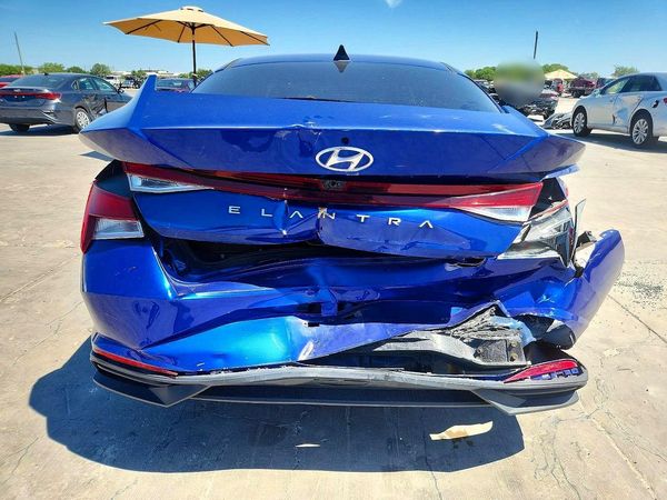 2021 HYUNDAI ELANTRA SEL w/ Convenience Pkg