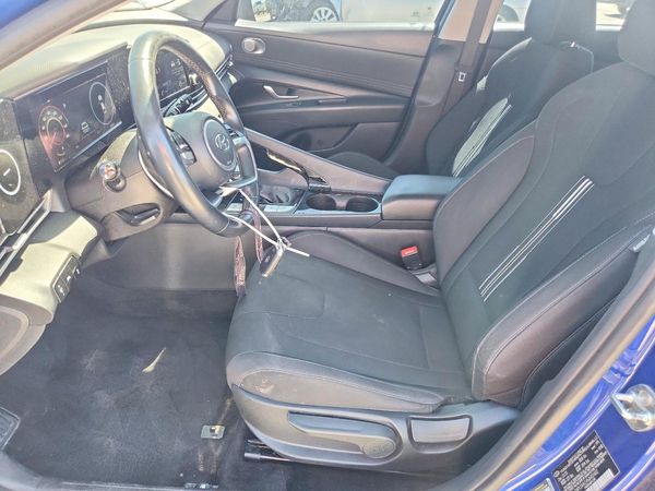 2021 HYUNDAI ELANTRA SEL w/ Convenience Pkg