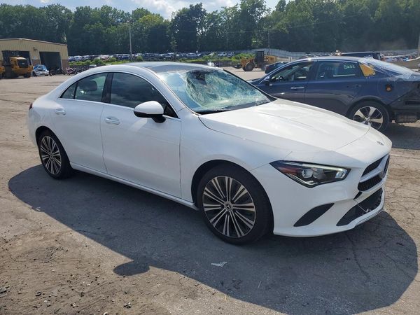 2022 MERCEDES-BENZ CLA