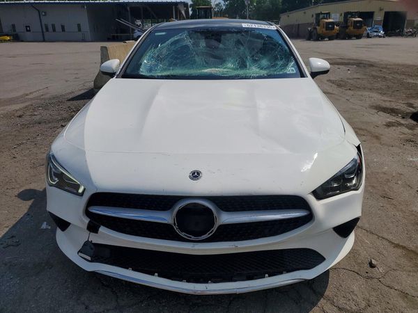 2022 MERCEDES-BENZ CLA