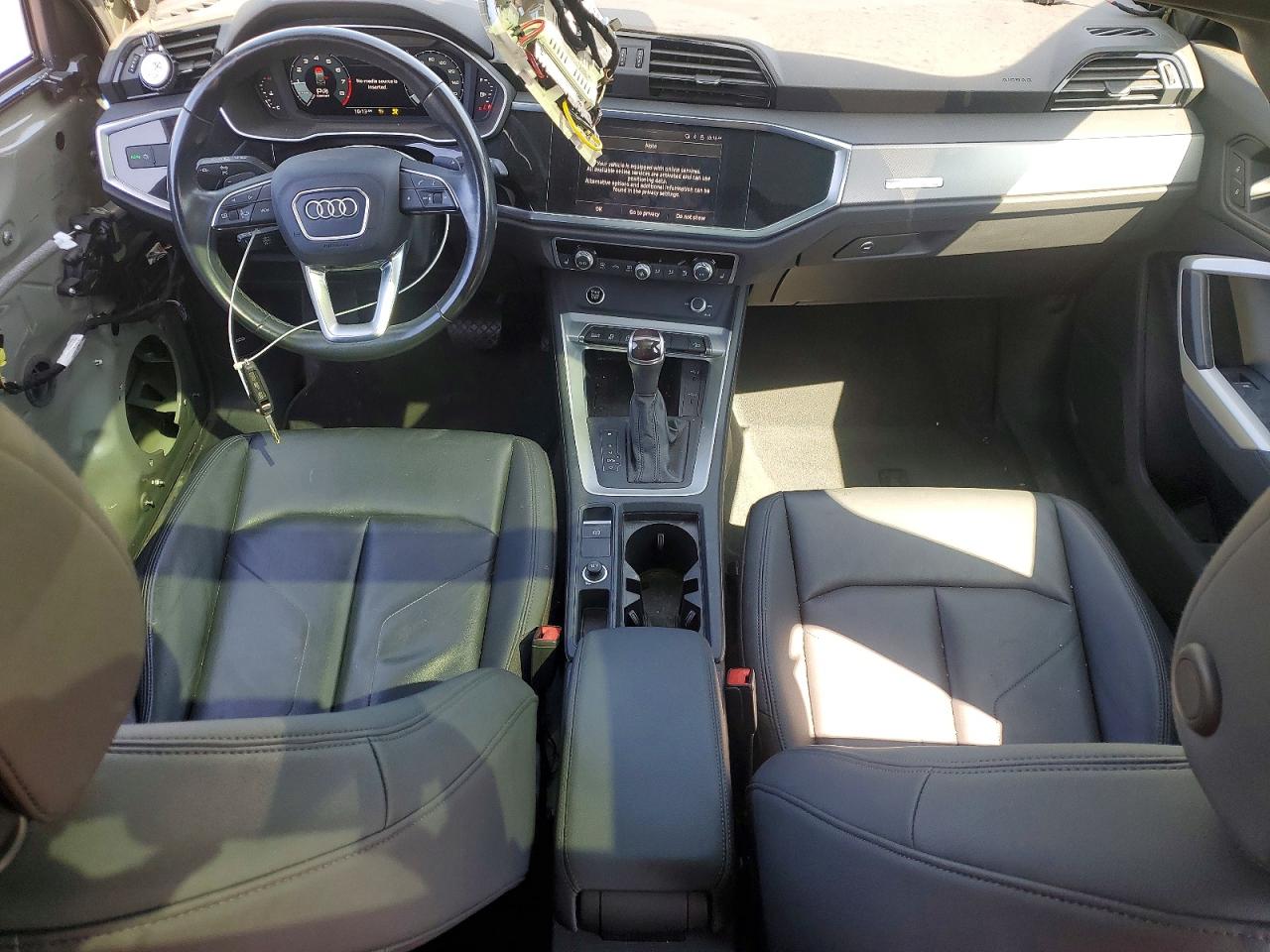 2022 AUDI Q3 S Line quattro Premium