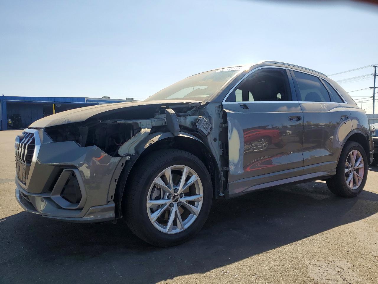 2022 AUDI Q3 S Line quattro Premium